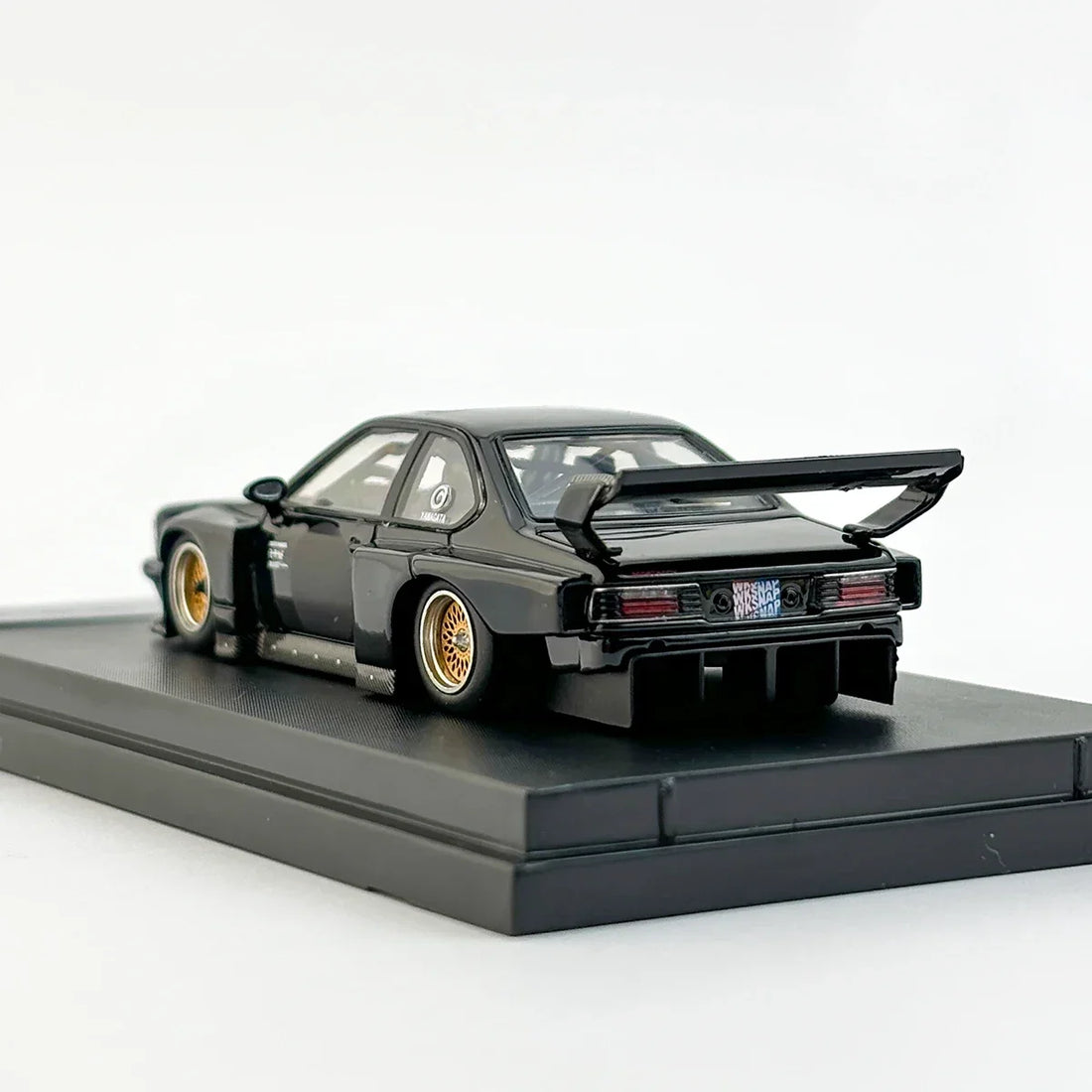 BMW E24 635 CSI Sharknose Wide Body Version 1/64