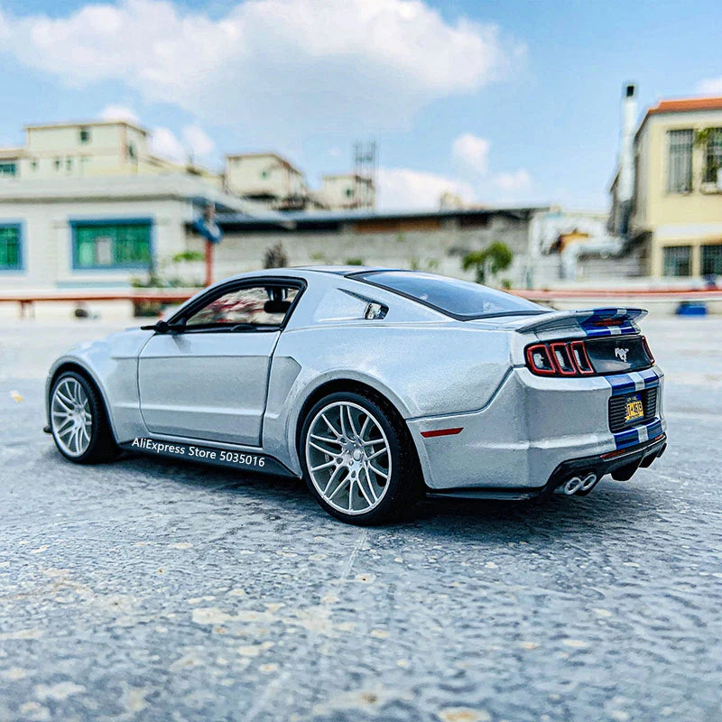 Ford  Mustang (Need for Speed) Shelby GT500 1/24