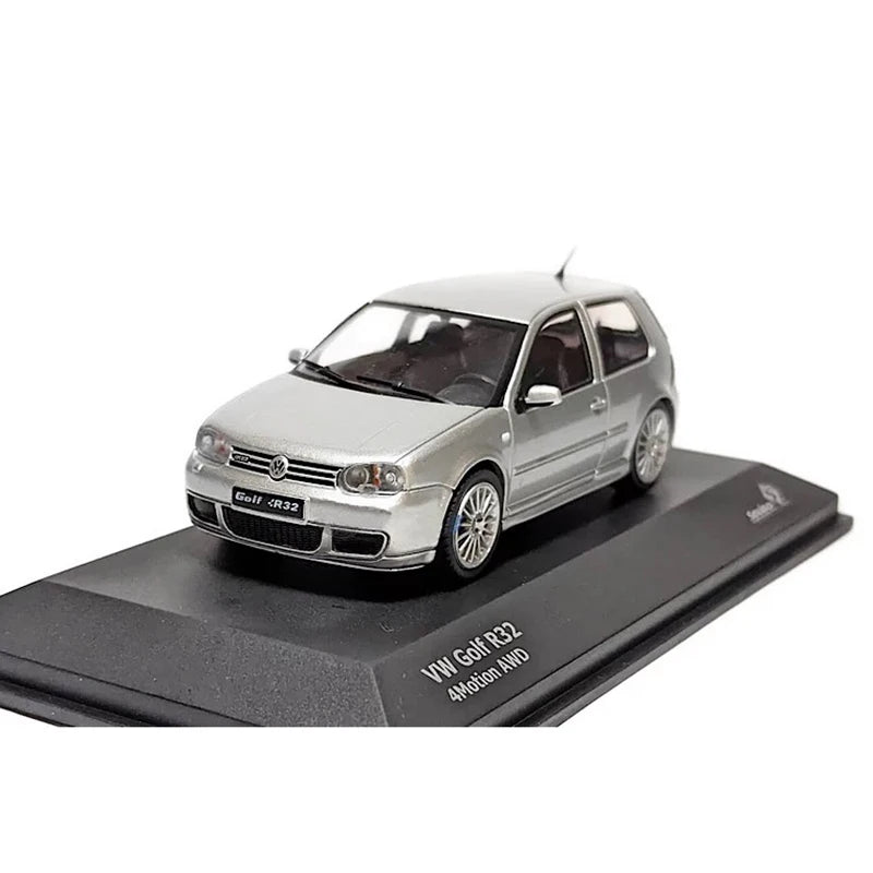 VW Golf MK4 IV R32 2003 1/43