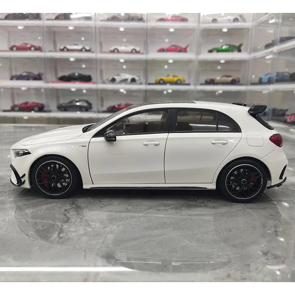 Mercedes  Benz A45S AMG  1/18