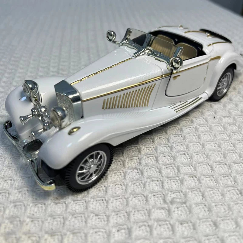 Mini Model Alloy Retro Vintage Car 1/28