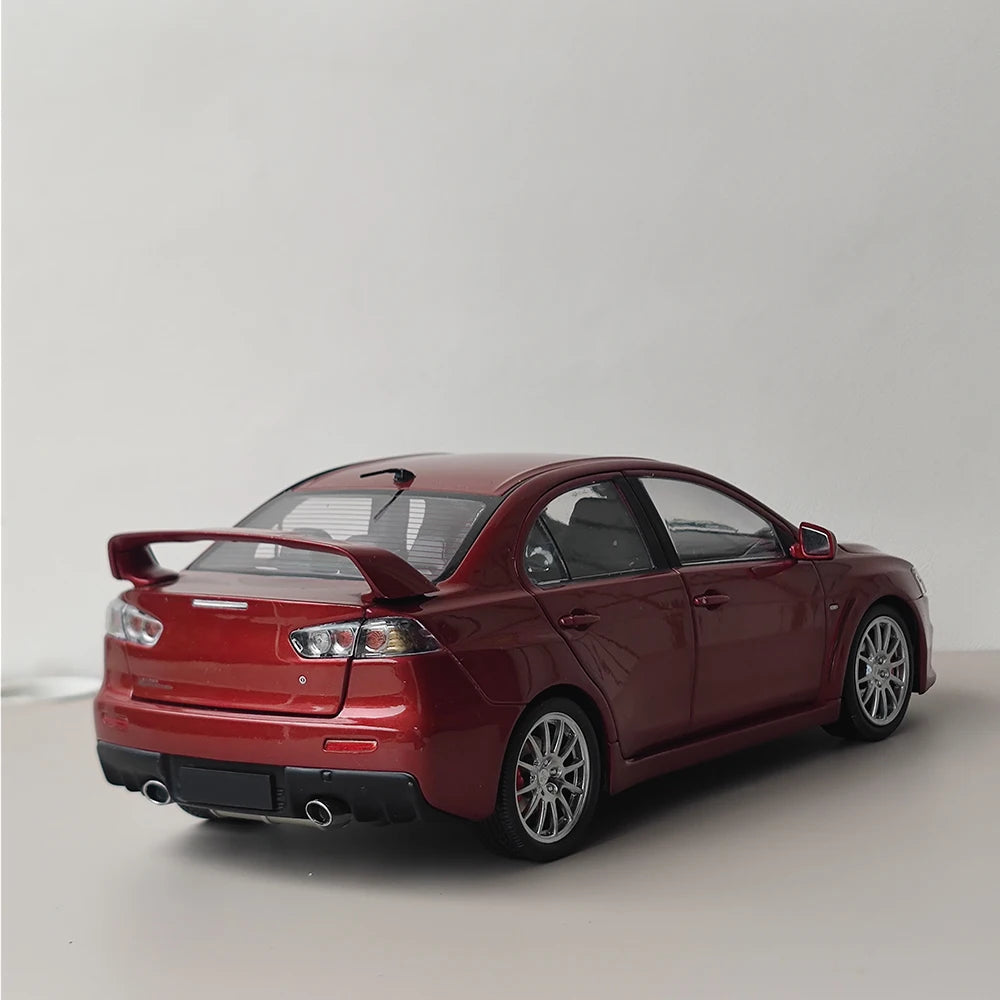 Mitsubishi EVO X 1/18