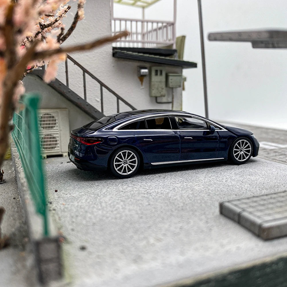 Mercedes Benz EQS580 4matic 1/64