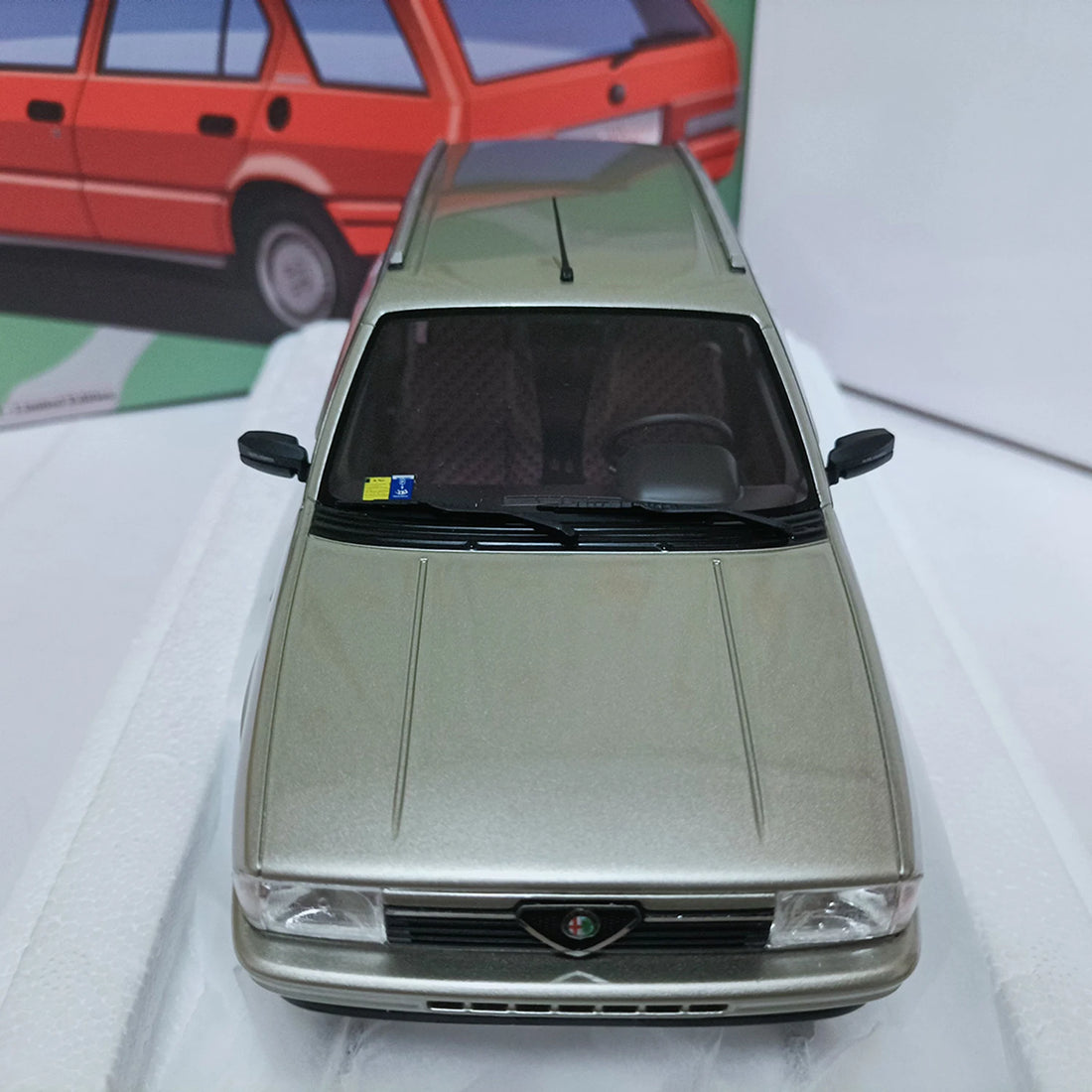 Alfa Romeo  33 1.7 Wagon 1/18