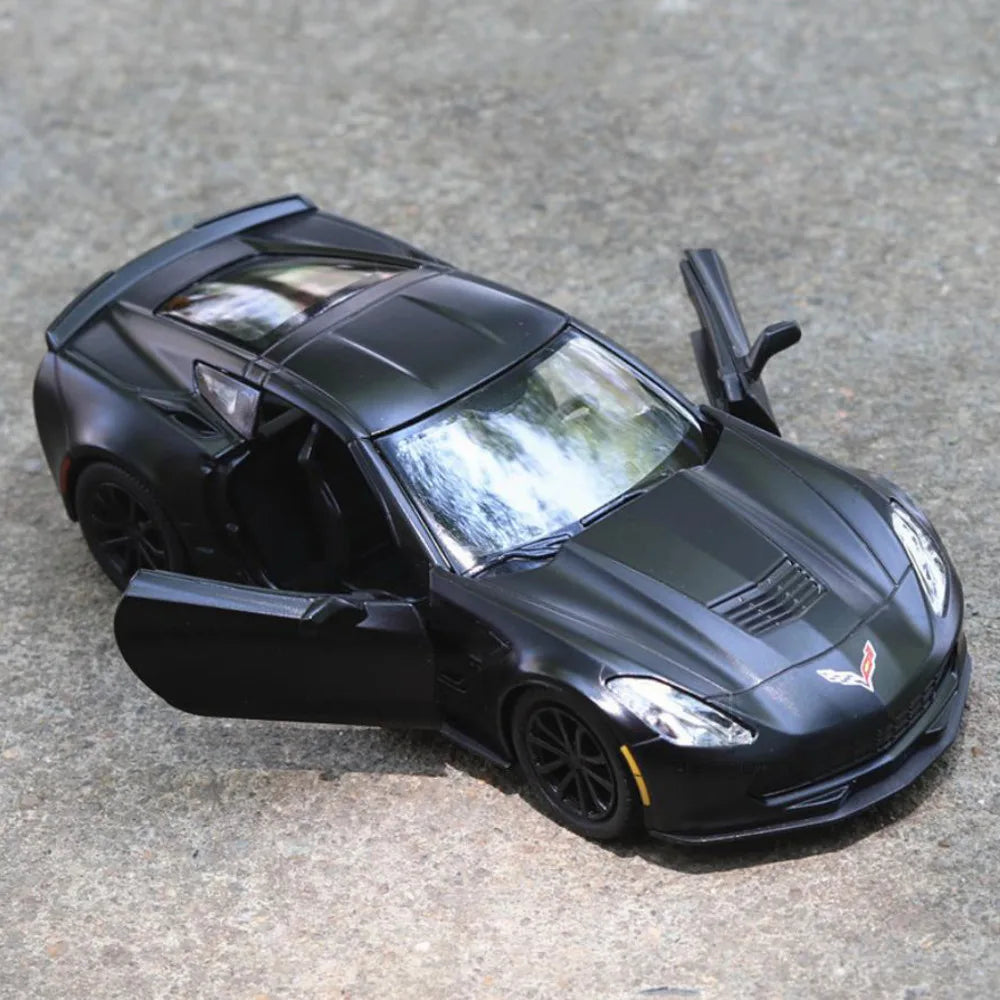 Chevrolet Corvette C7 1/36