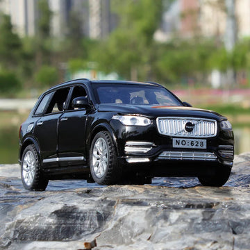 VOLVO XC90 SUV 1/32