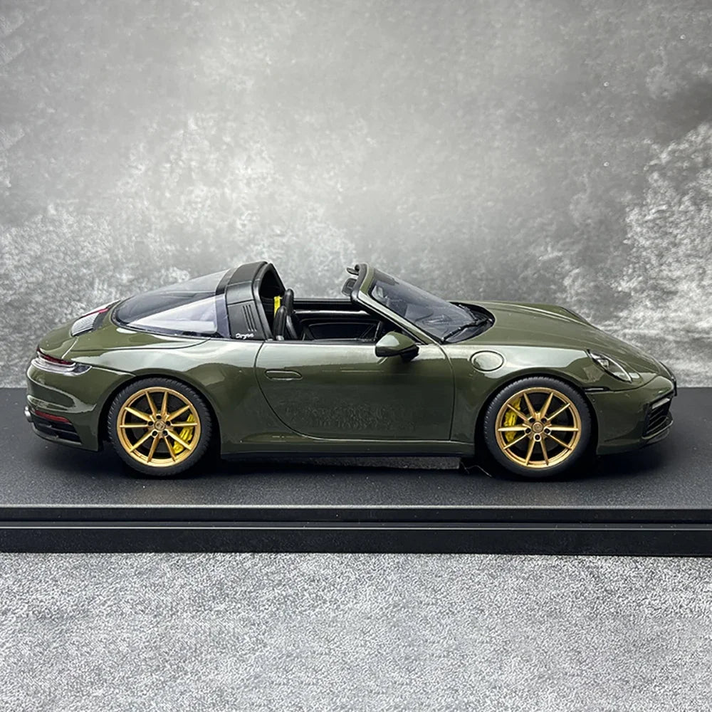 Limited Porsche 911 992 Targa 4s  1/18