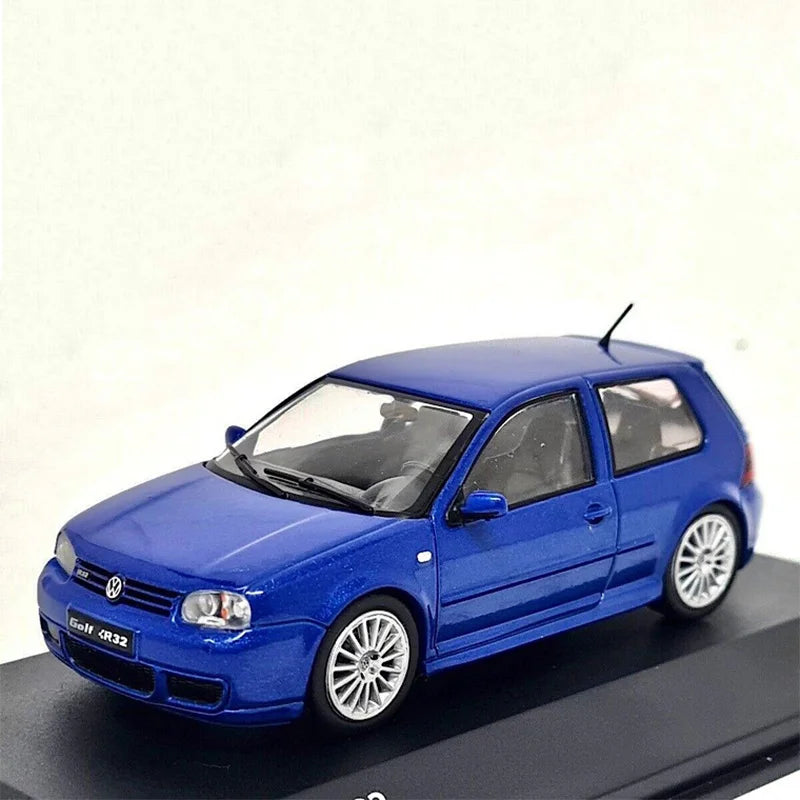 VW Golf MK4 IV R32 2003 1/43